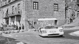 chaparral_2f_chevrolet_1967-05-14_targa_florio_collesano_chaparral_2f_hillsharp.chaparral_2f_chevrolet_1967-05-14_targa_florio_collesano_chaparral_2f_hillsharp